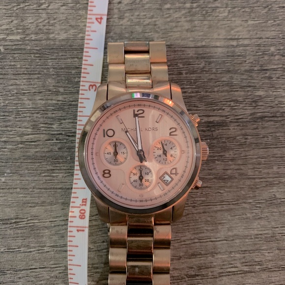 Michael Kors rose gold watch